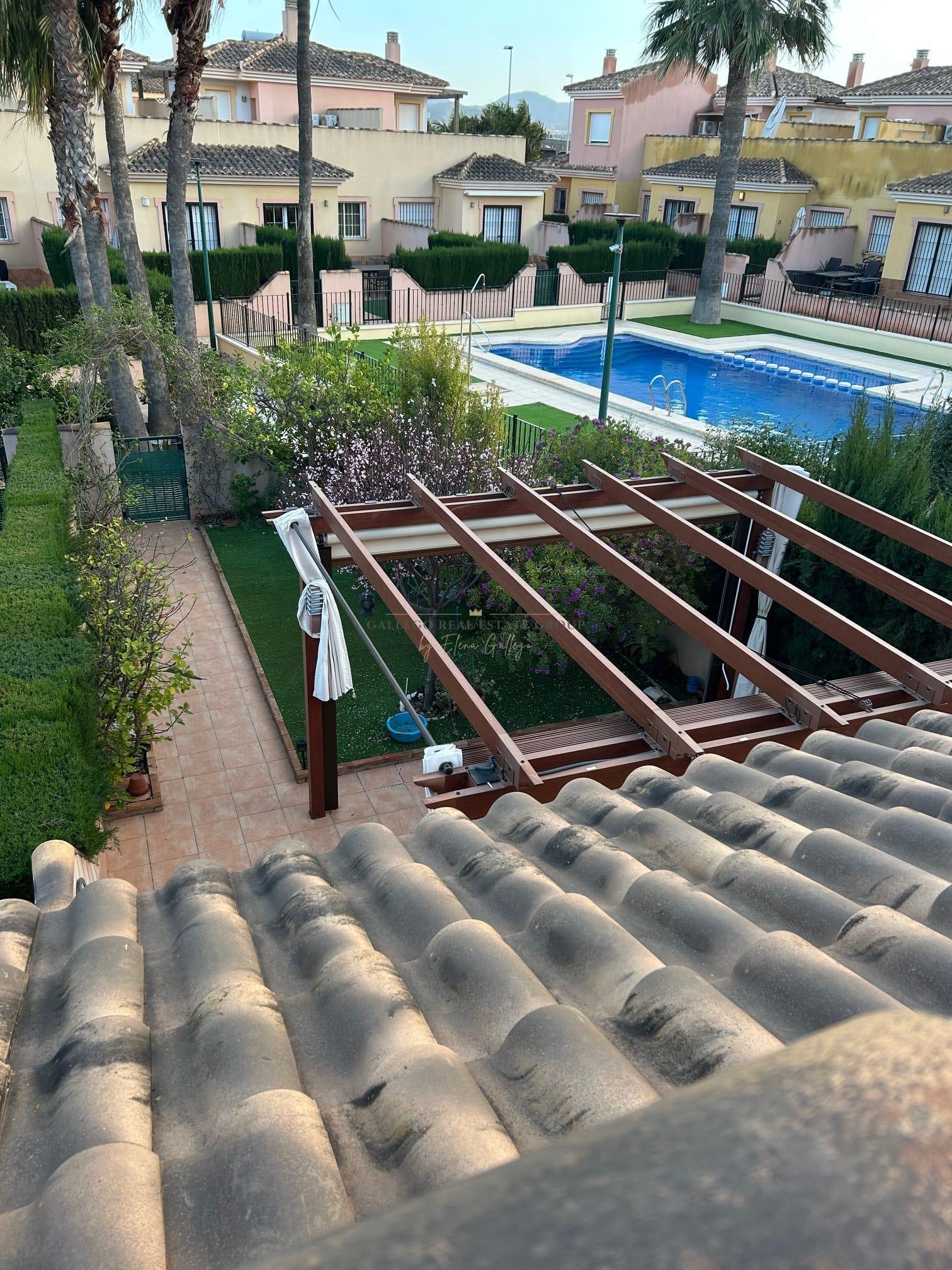 Venta de chalet en Los Urrutias