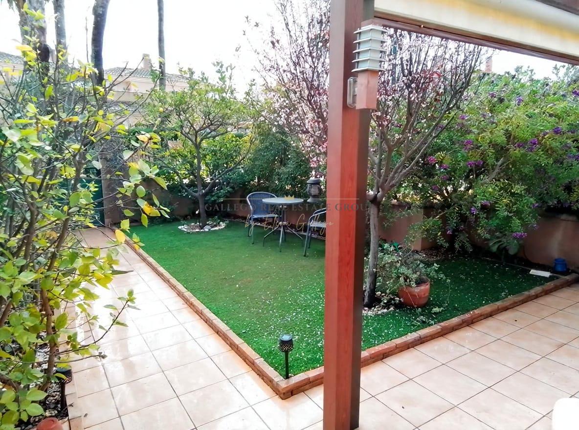 Venta de chalet en Los Urrutias