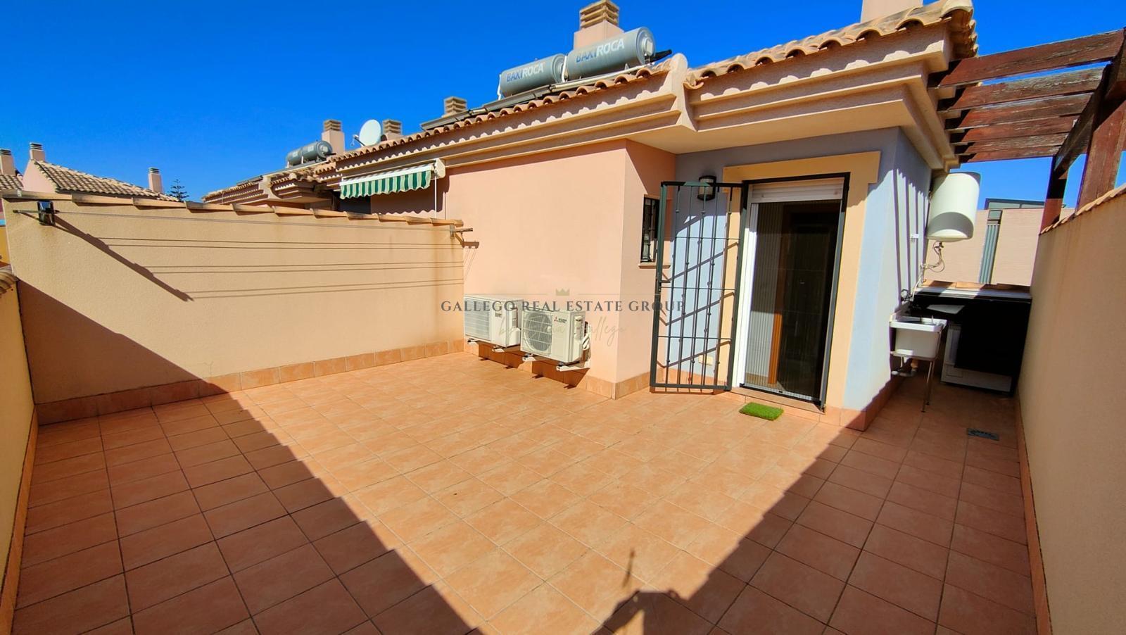 Venta de chalet en Los Urrutias