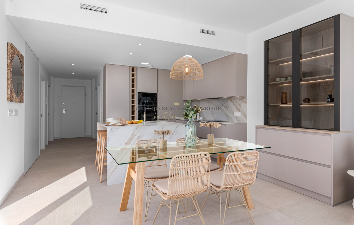 Venta de casa en Los Alcázares