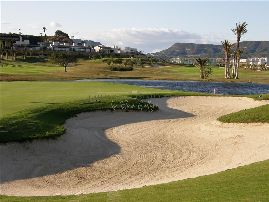 Venta de obra nueva en Peraleja Golf