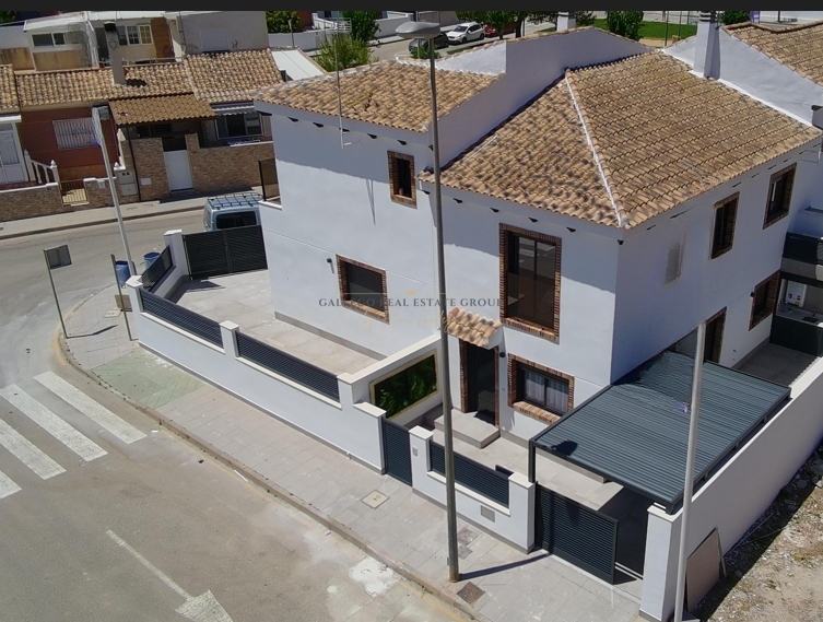 Venta de casa en Pilar de la Horadada