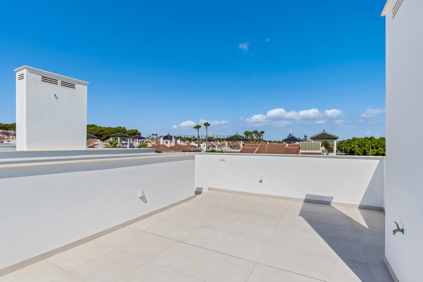 Venta de villa en Pilar de la Horadada
