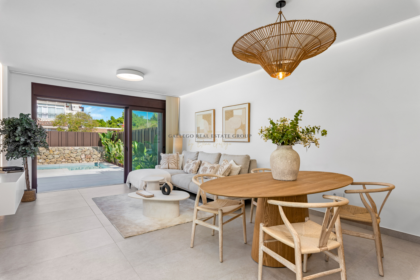 Venta de villa en Pilar de la Horadada