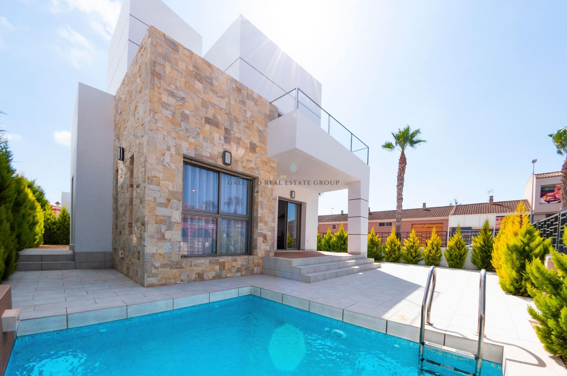 Venta de casa en Los Alcázares