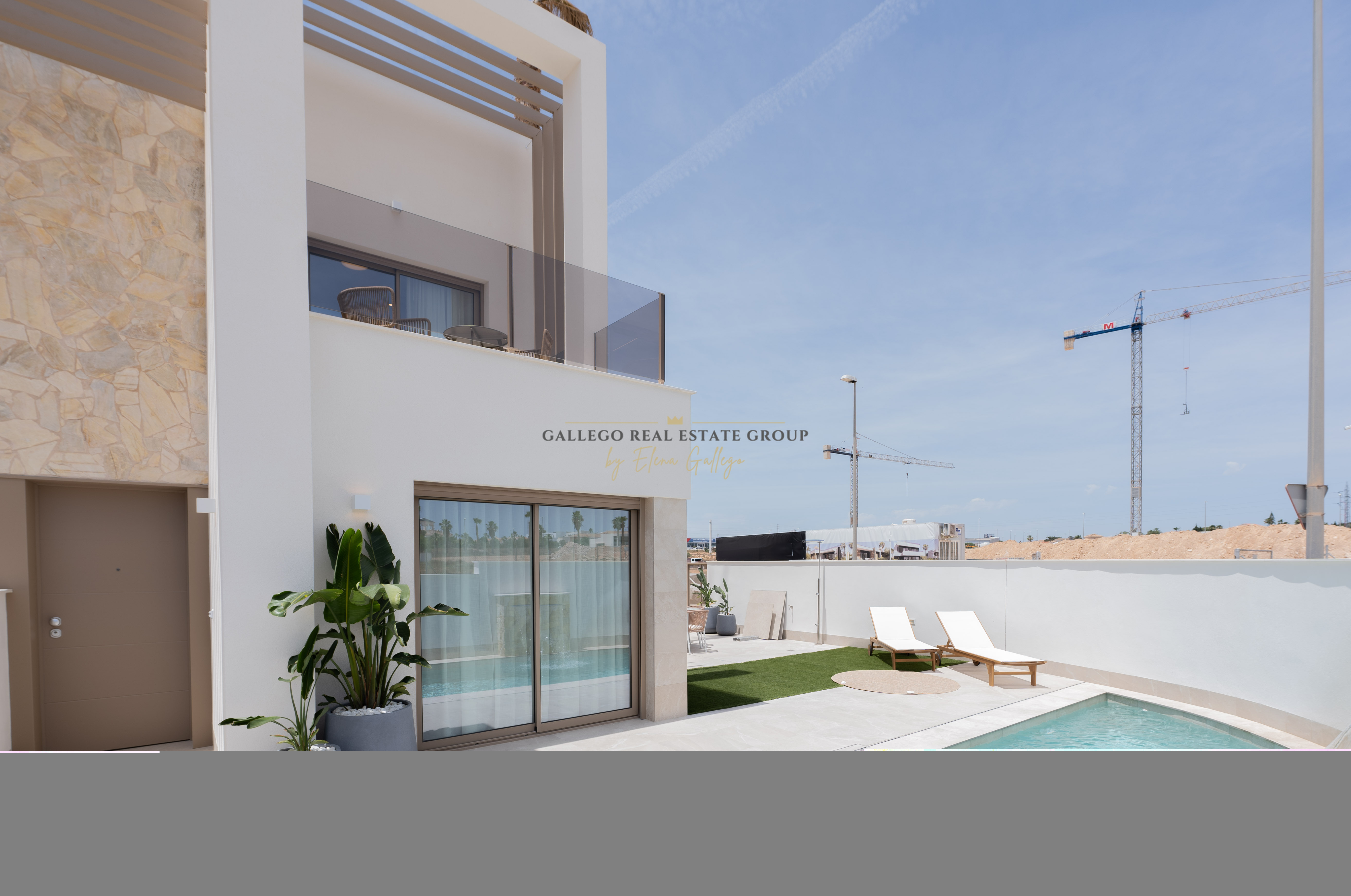 Venta de casa en Los Alcázares