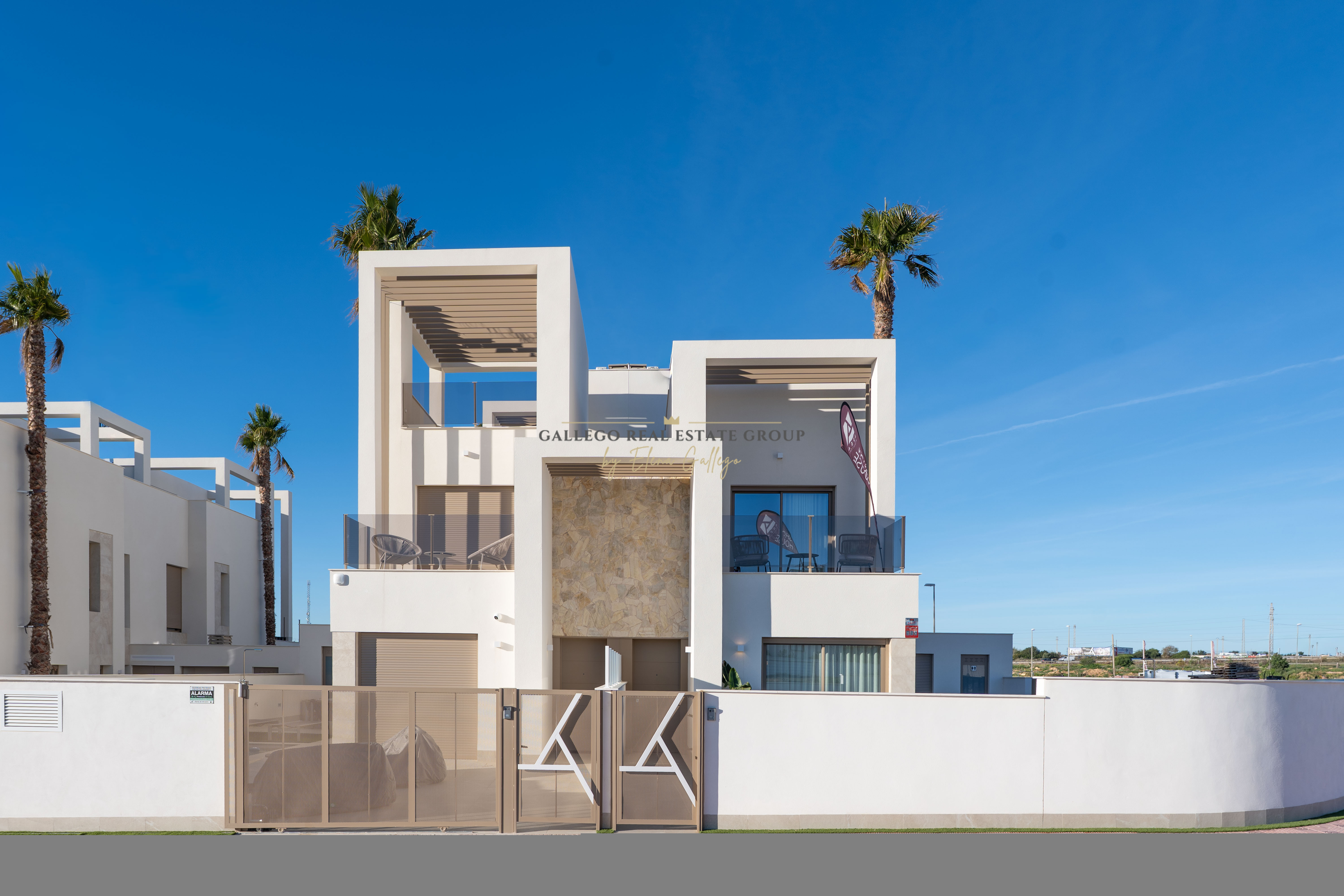 Venta de casa en Los Alcázares