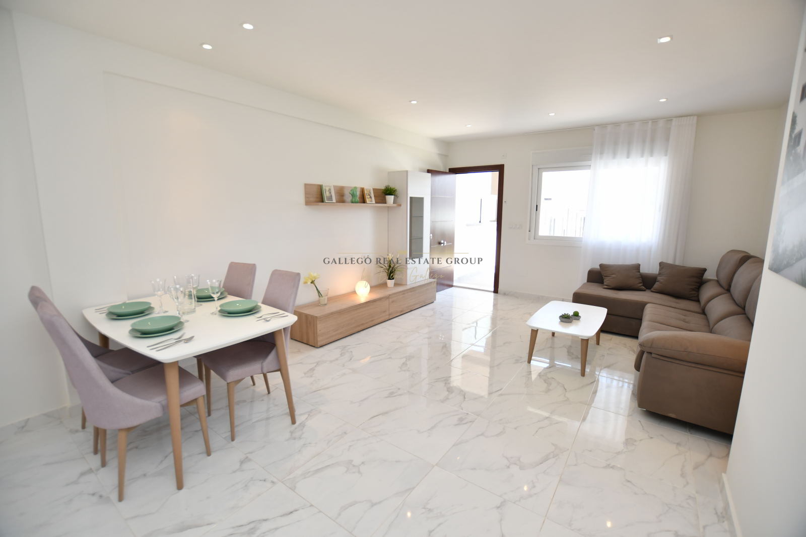 Venta de bungalow en San Miguel de Salinas