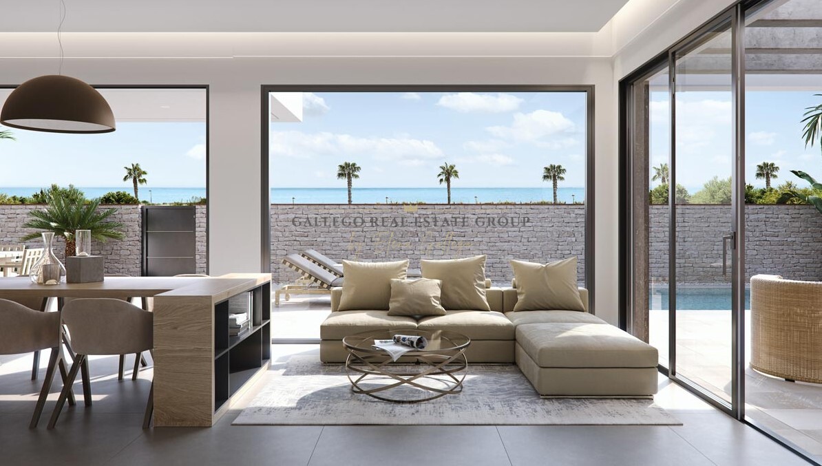 Venta de villa en Pilar de la Horadada