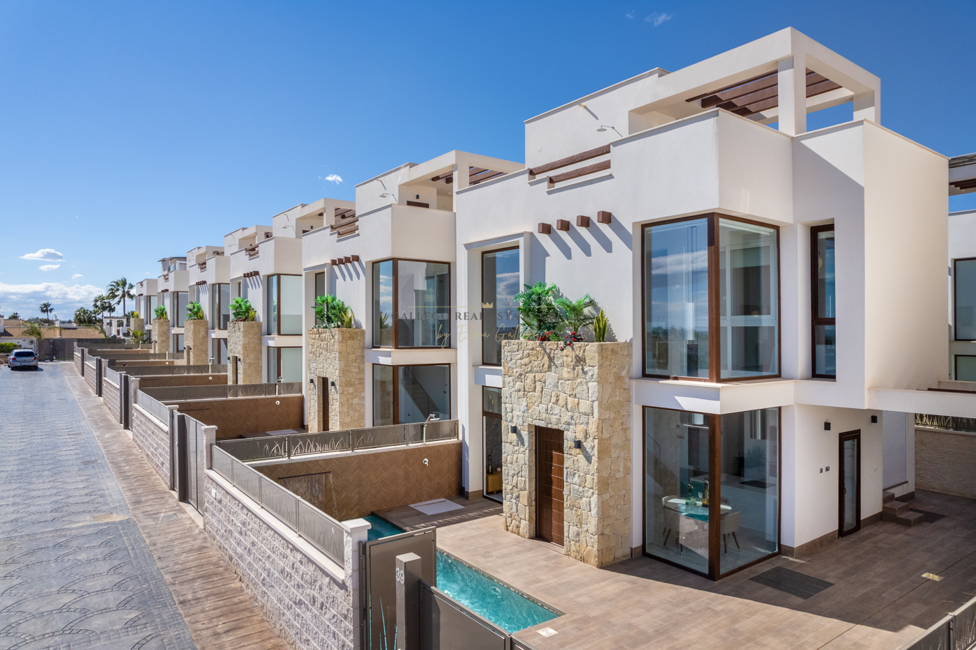 Venta de casa en Los Montesinos