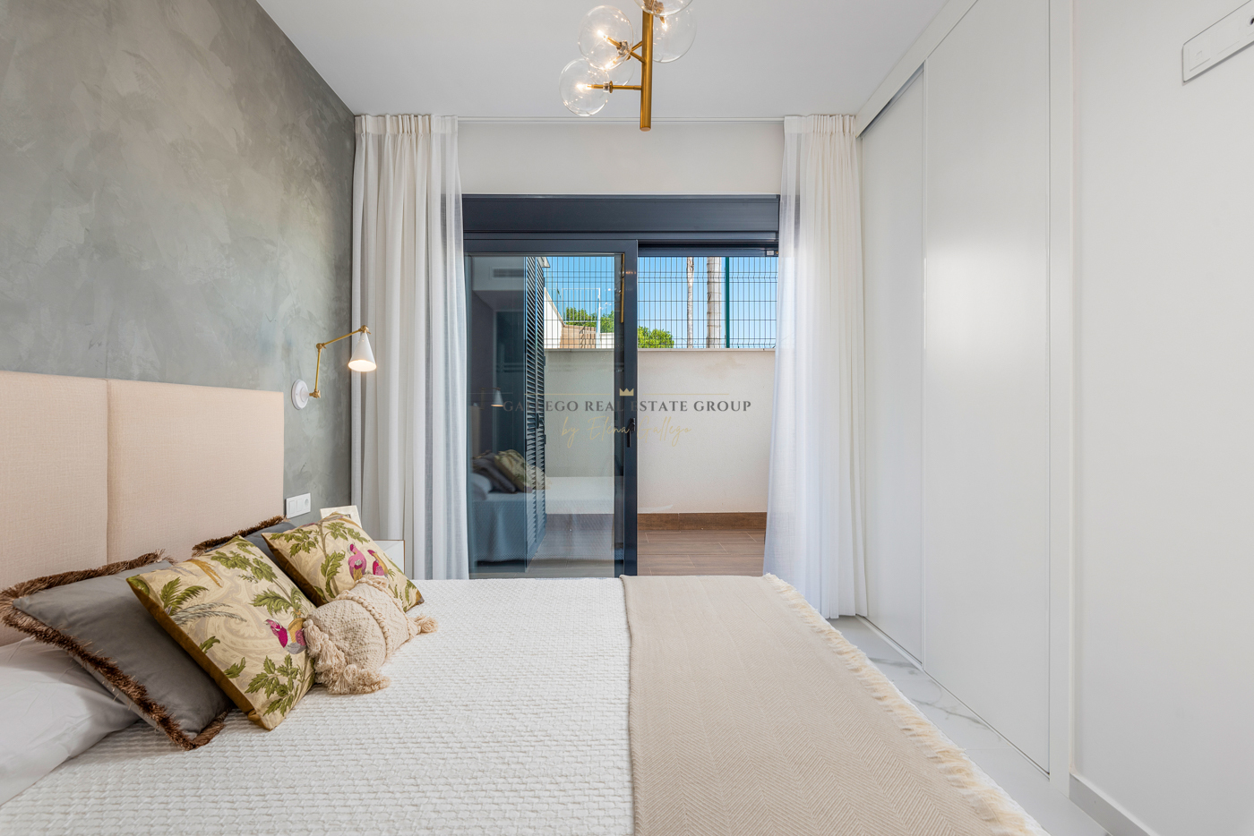 Venta de bungalow en San Miguel de Salinas