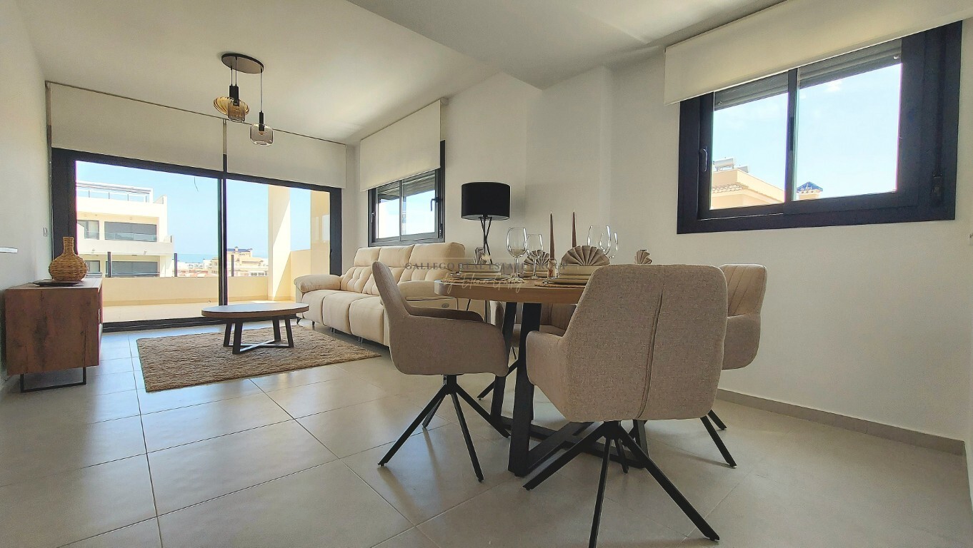Venta de apartamento en San Miguel de Salinas