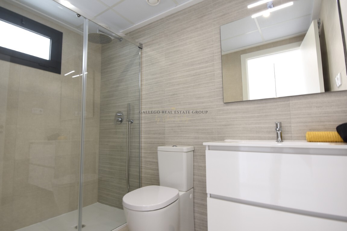 Venta de apartamento en San Miguel de Salinas