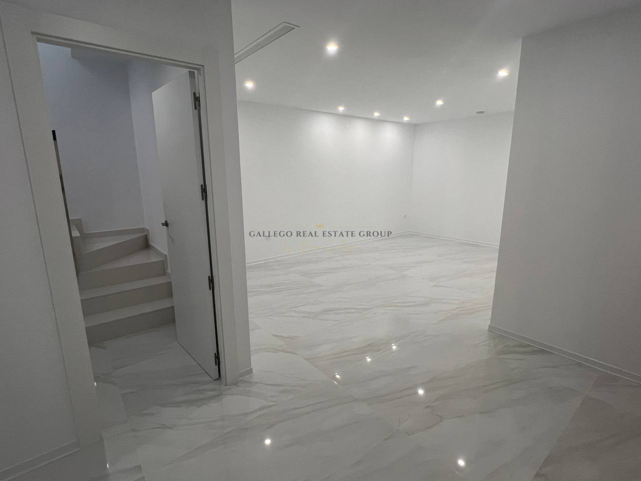 Venta de villa en Vistabella