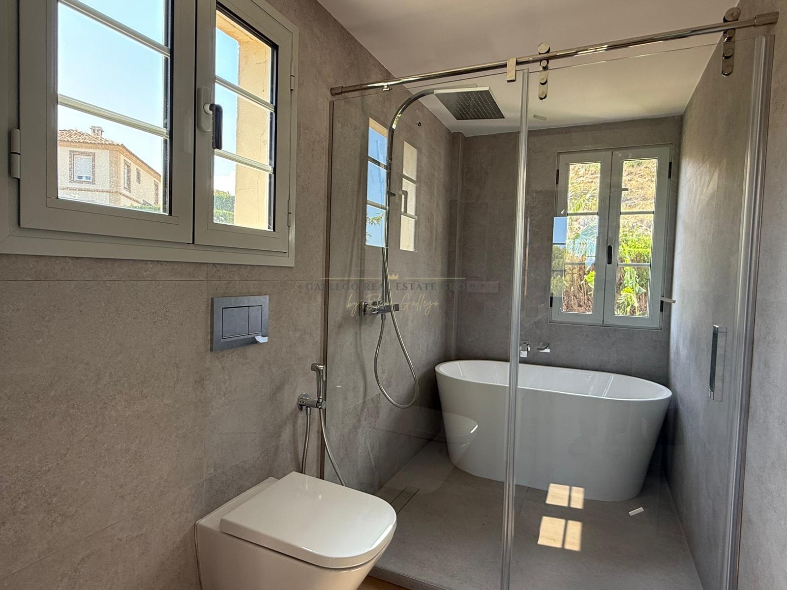 Venta de obra nueva en Golf Badia