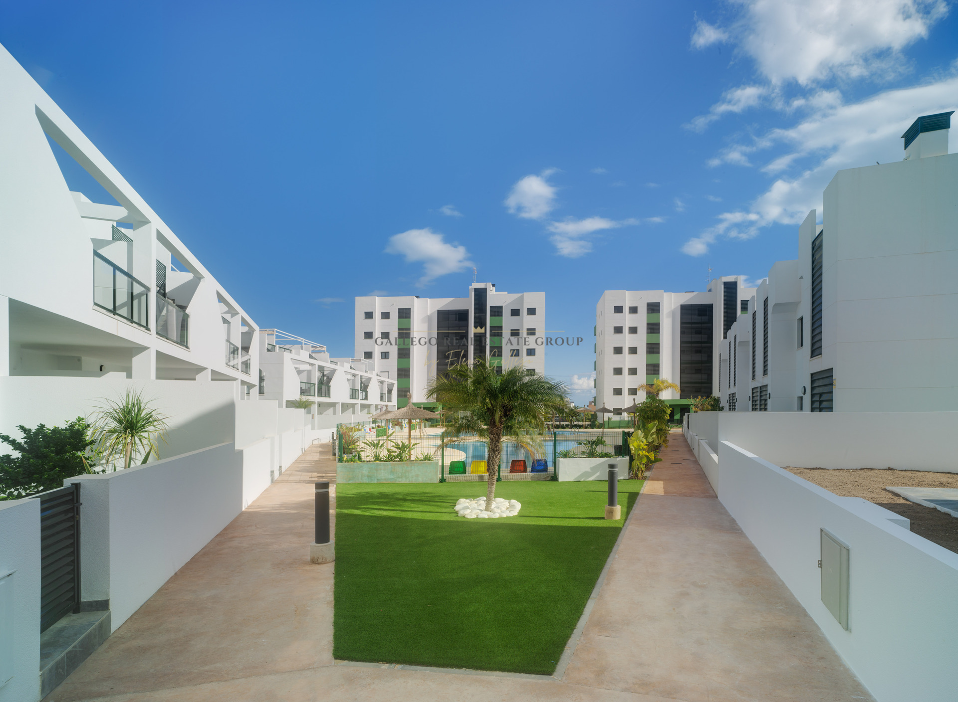 Venta de bungalow en Mil Palmeras