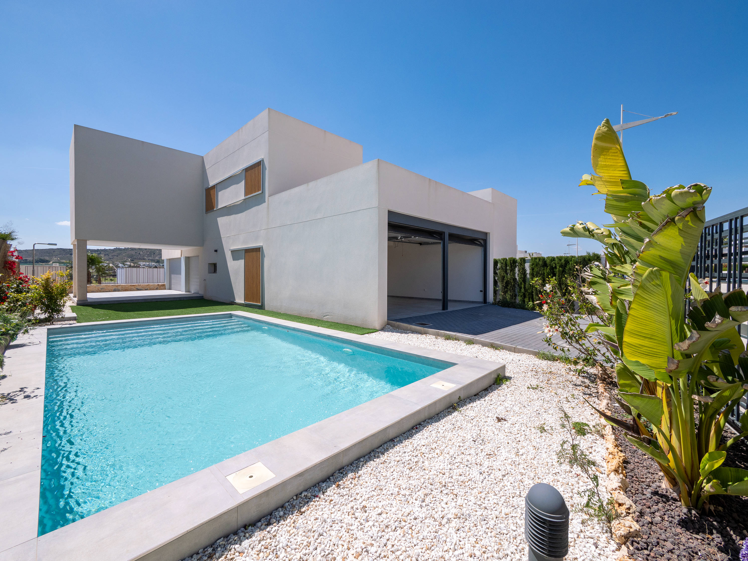 Venta de obra nueva en Algorfa