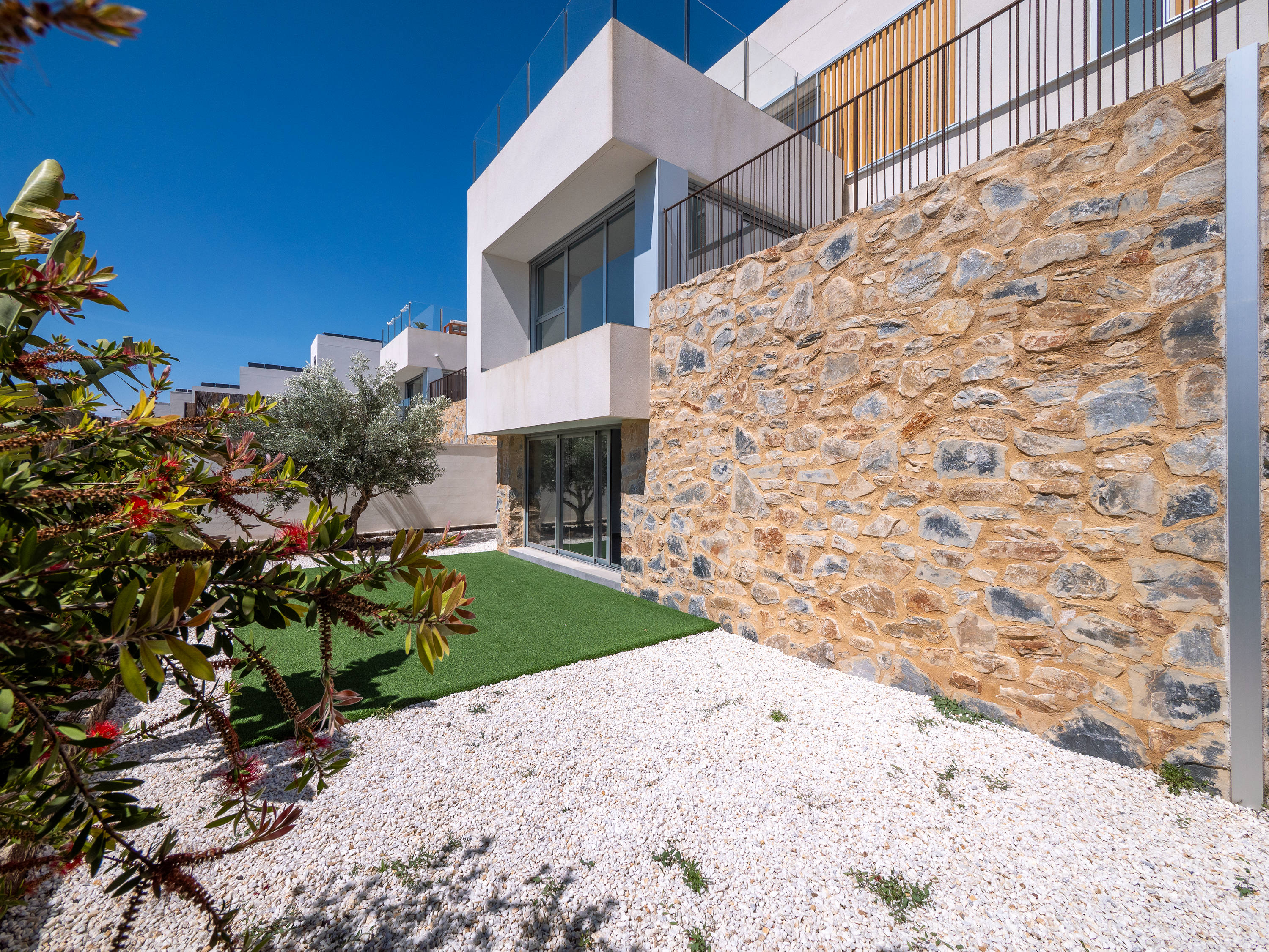 Venta de obra nueva en Algorfa