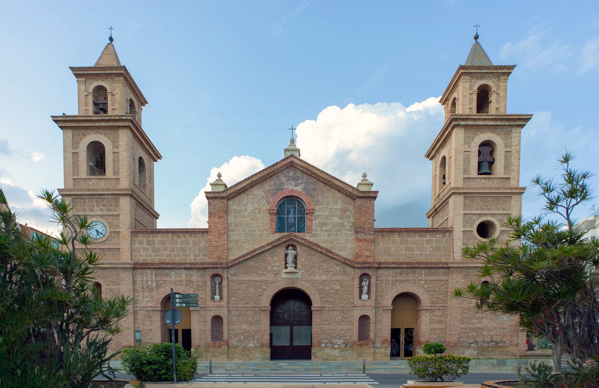 Venta de casa en Algorfa