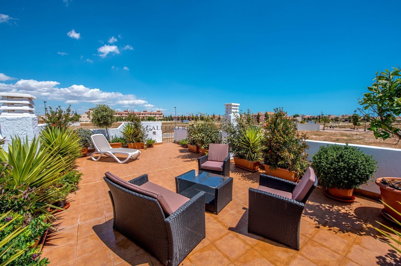 Venta de casa en Los Alcázares