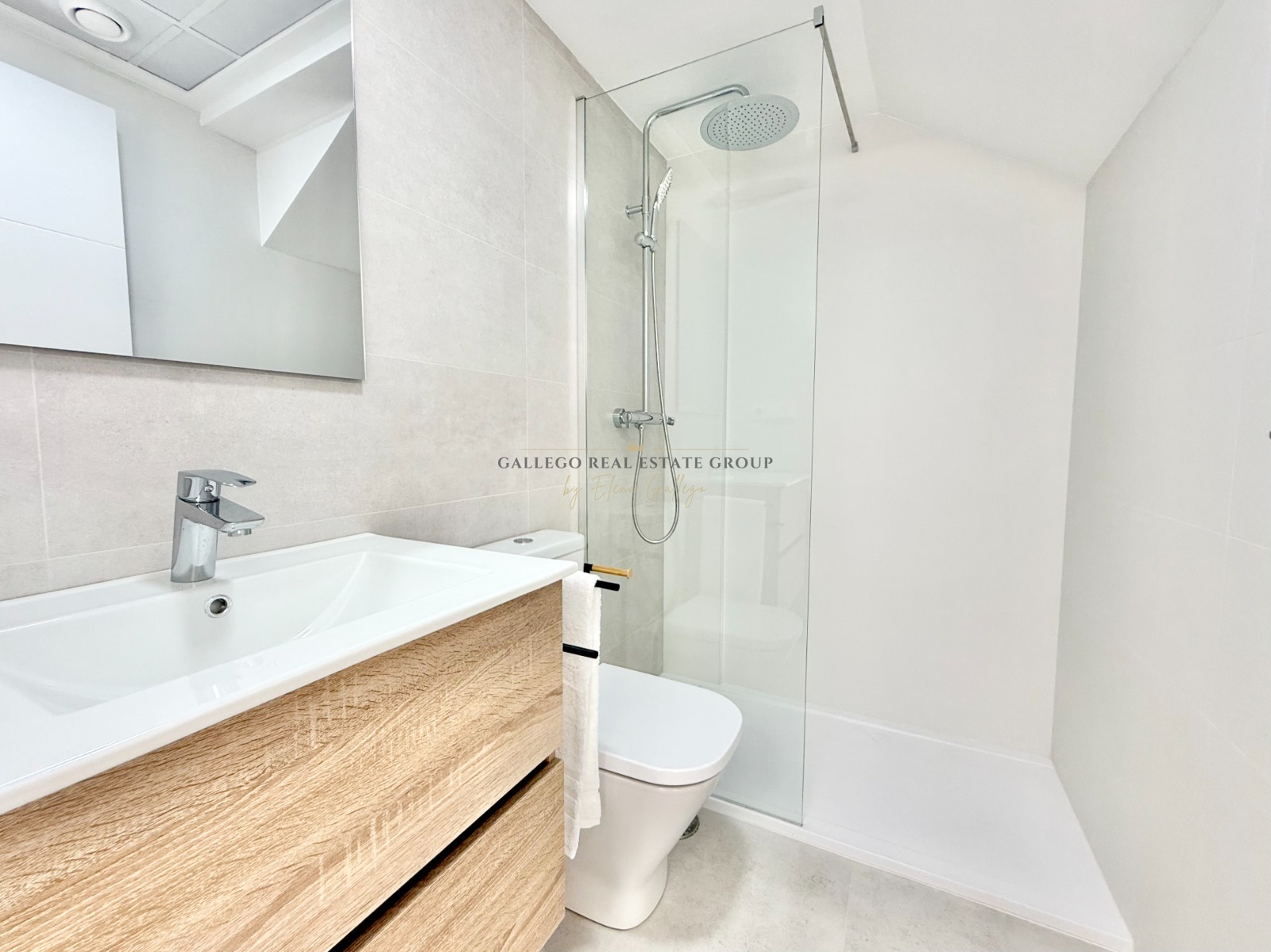 Venta de bungalow en Cox