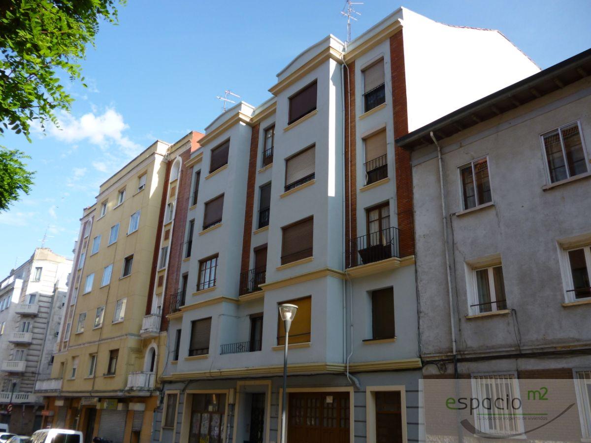 For sale of building in Burgos