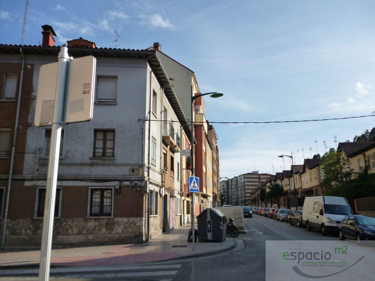 For sale of building in Burgos