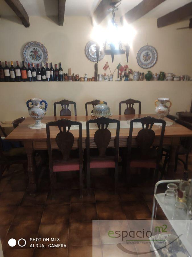 For sale of house in Tardajos