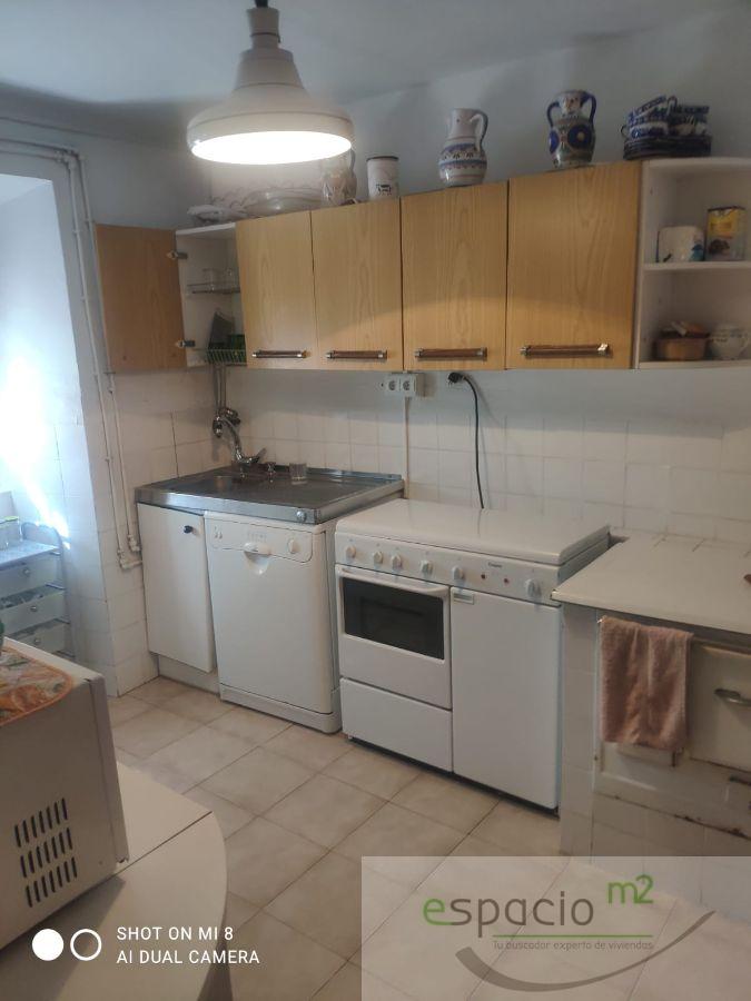 For sale of house in Tardajos