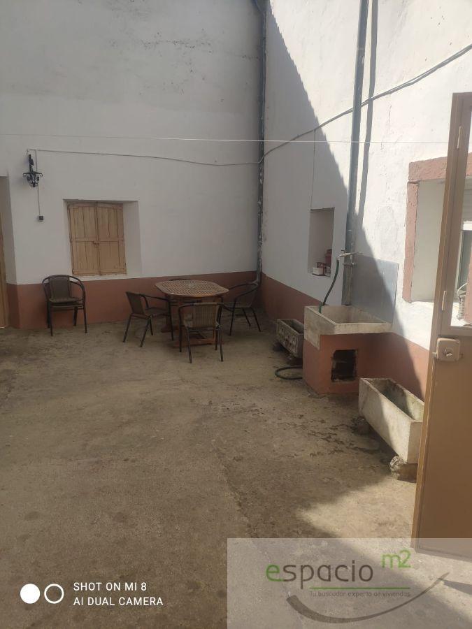 For sale of house in Tardajos