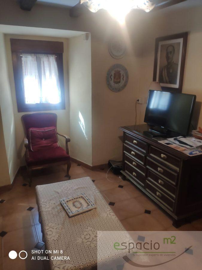 For sale of house in Tardajos