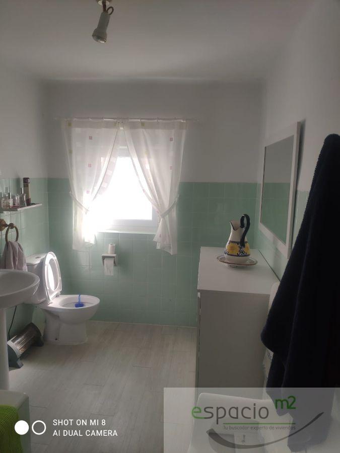 For sale of house in Tardajos
