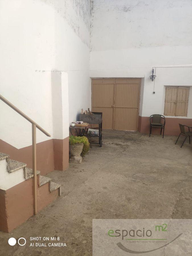 For sale of house in Tardajos
