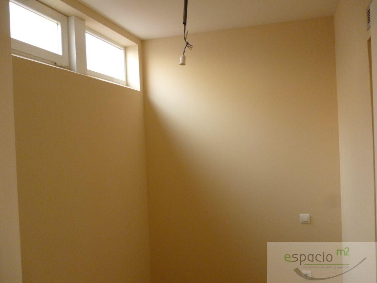 For sale of flat in Burgos