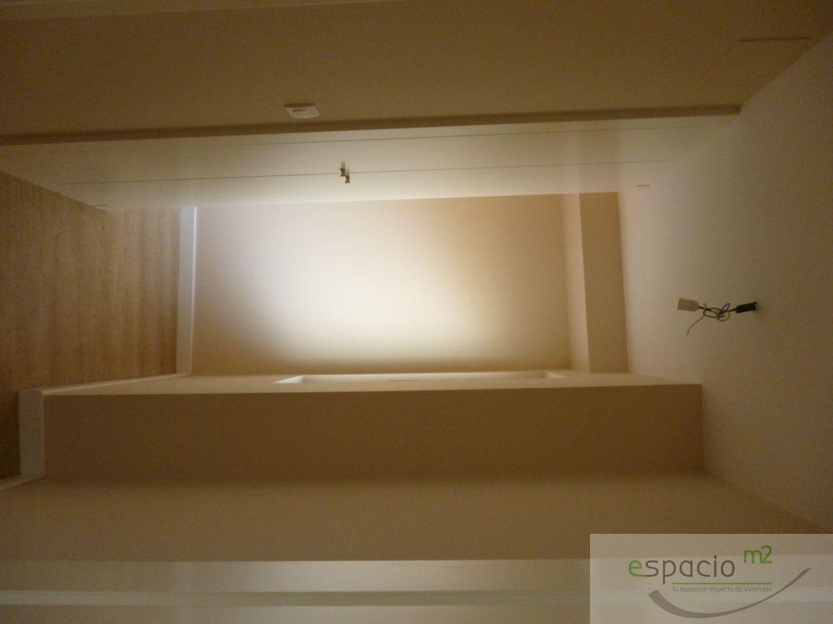 For sale of flat in Burgos
