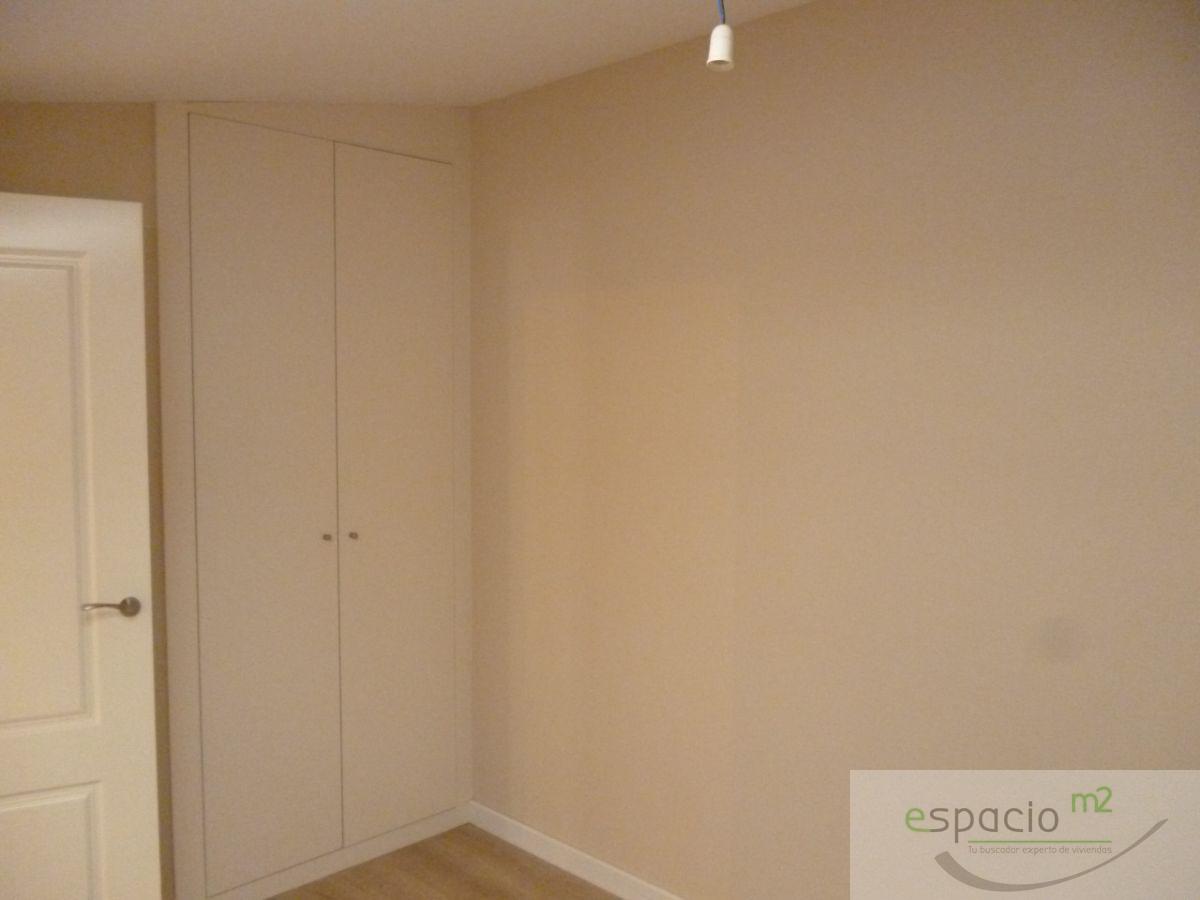 For sale of flat in Burgos