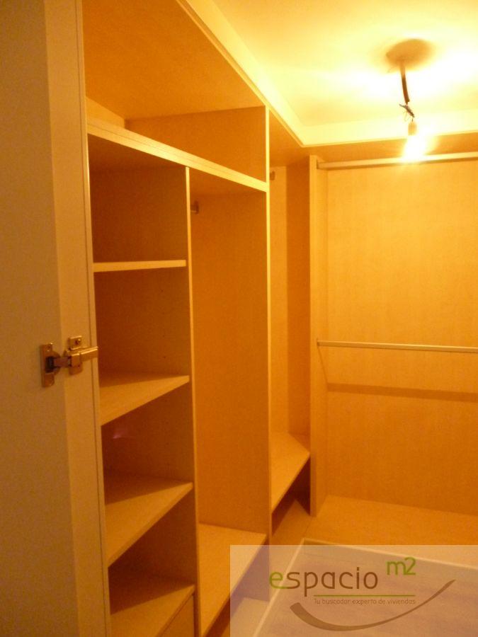 For sale of flat in Burgos