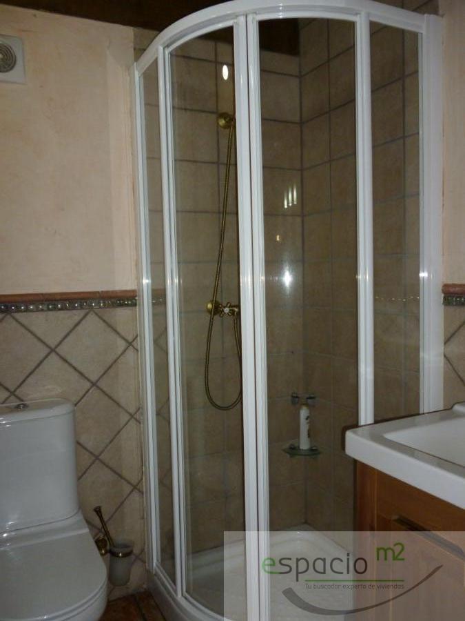 For sale of house in Casarejos