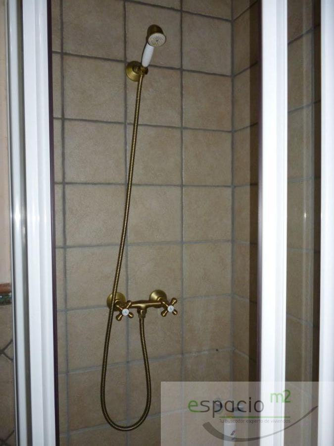 For sale of house in Casarejos