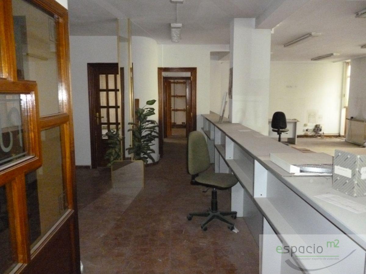 For sale of office in Burgos