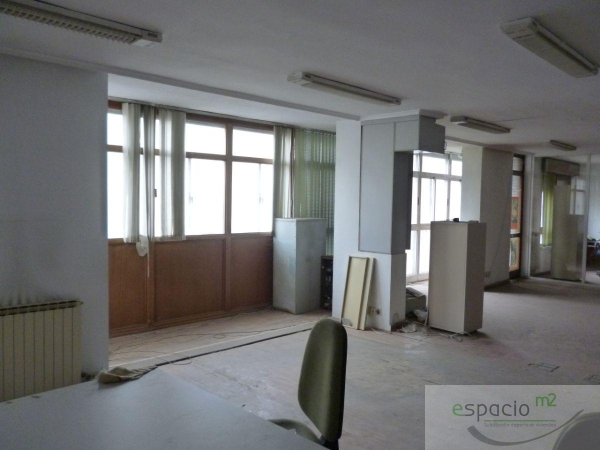 For sale of office in Burgos