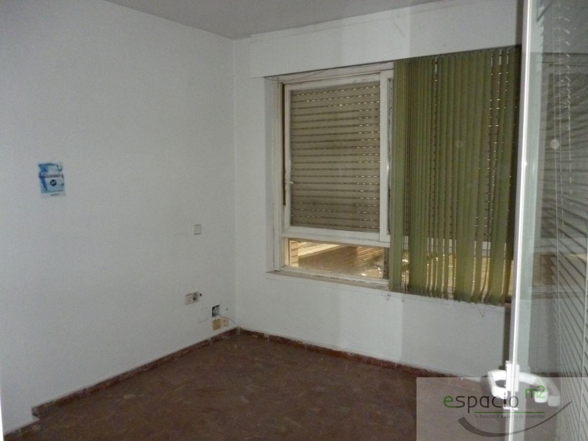 For sale of office in Burgos