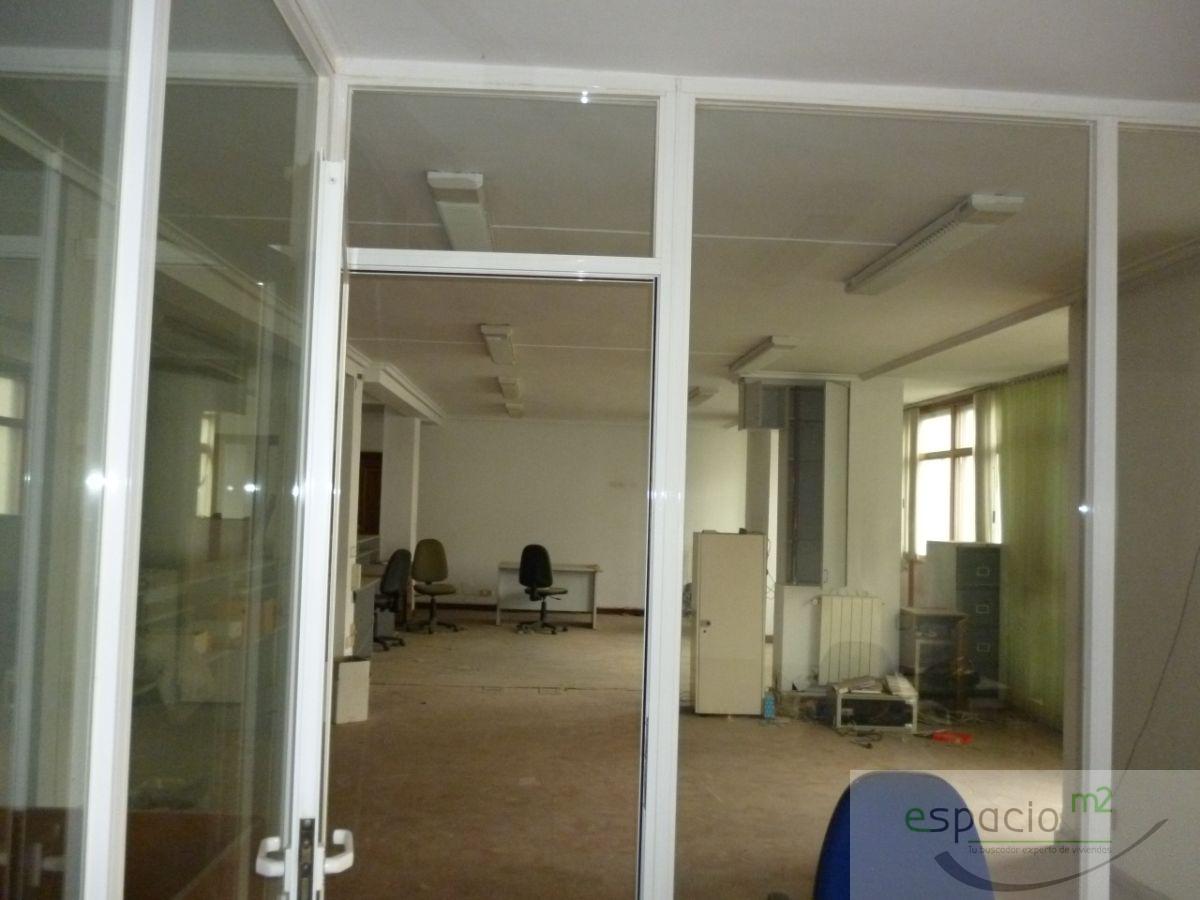 For sale of office in Burgos