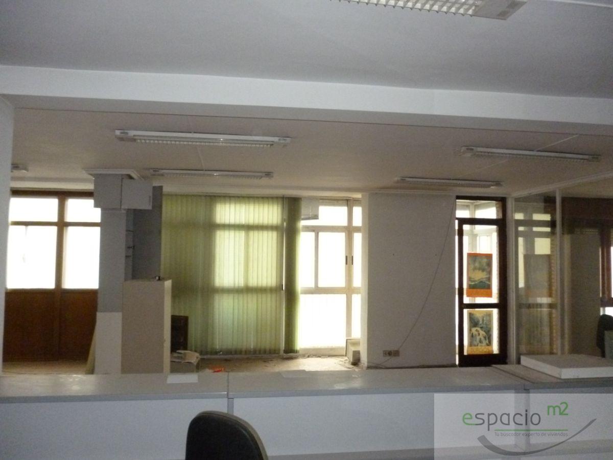 For sale of office in Burgos