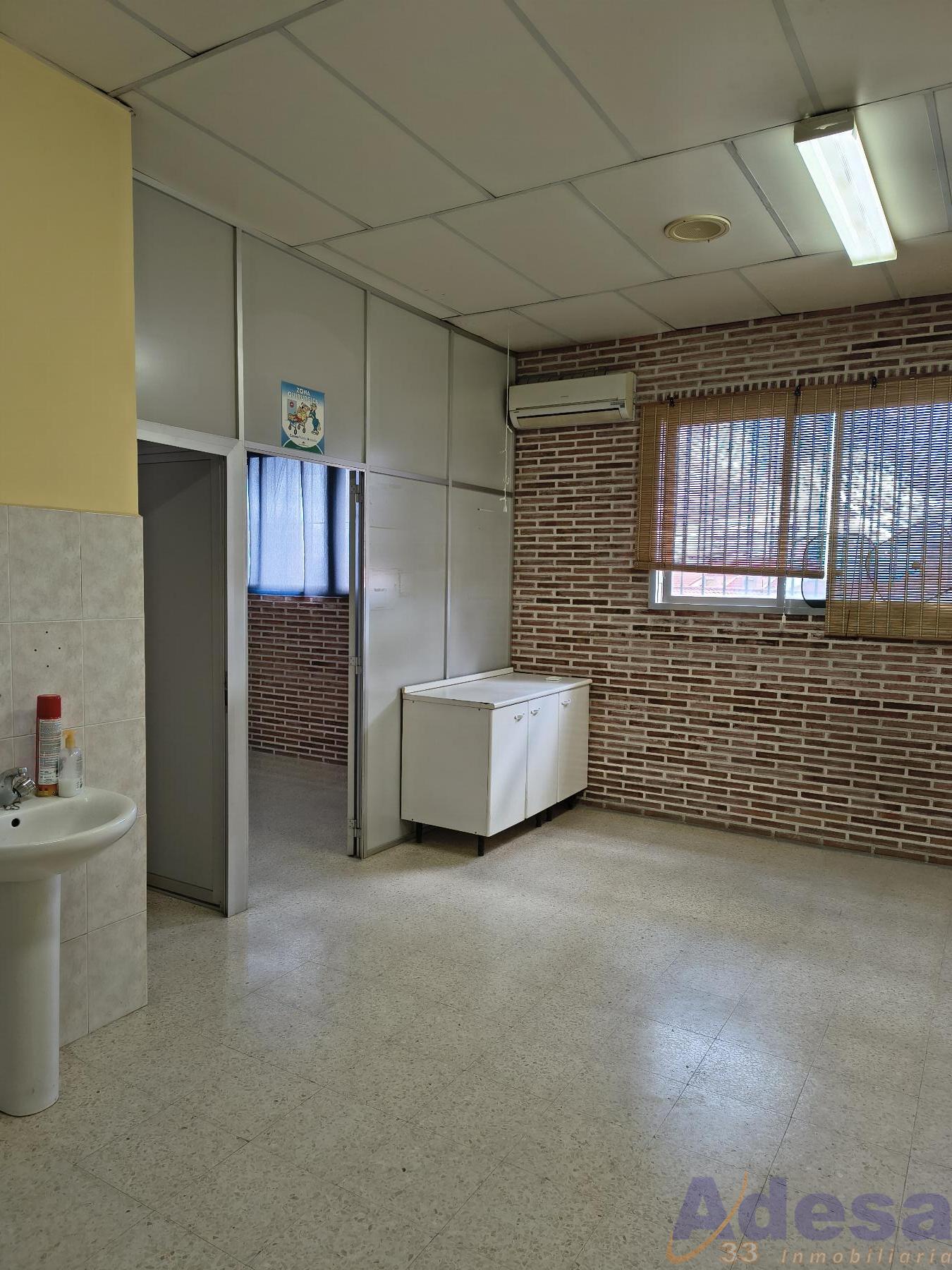 Venta de local en Navalcarnero