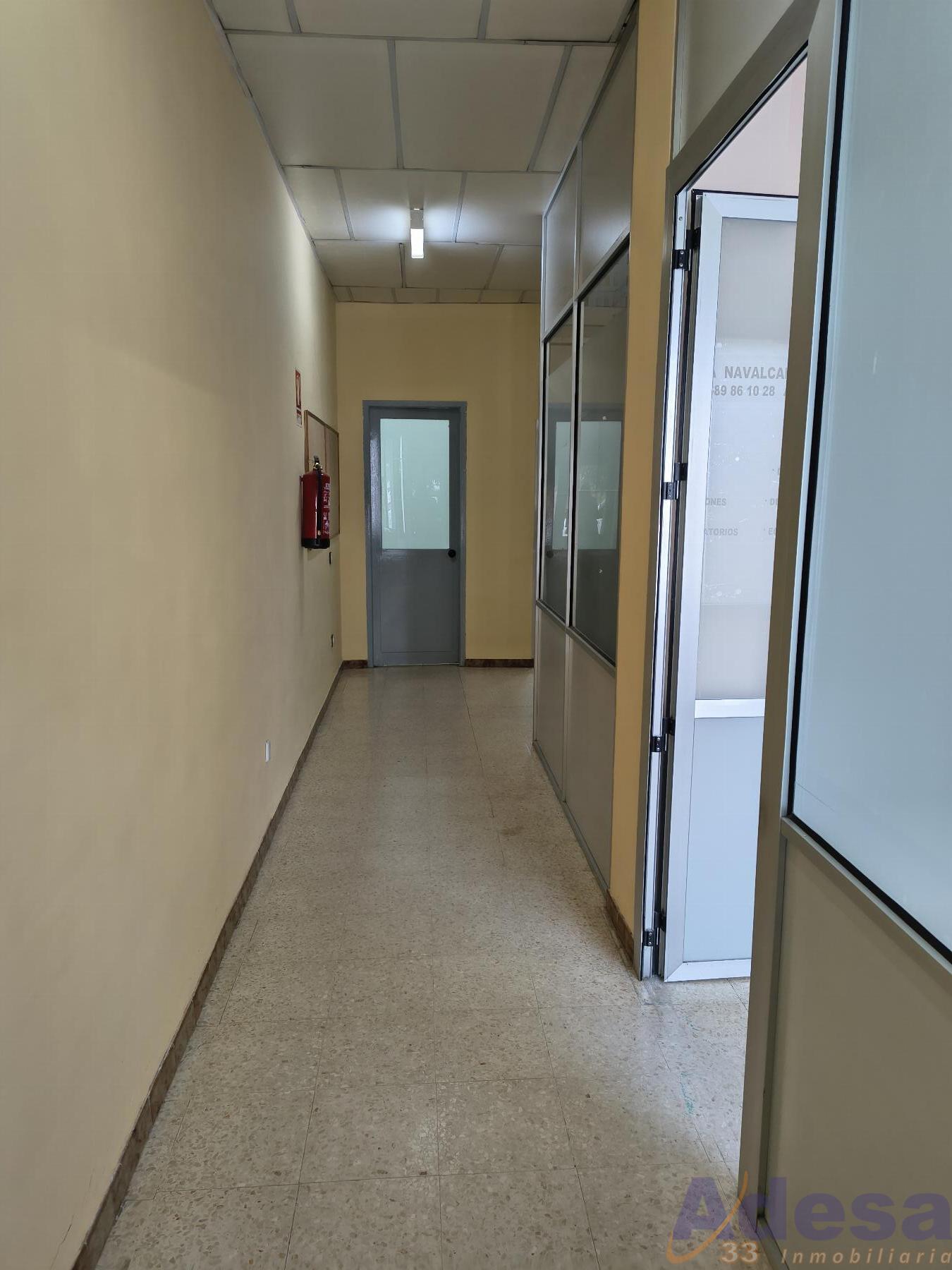 Venta de local en Navalcarnero