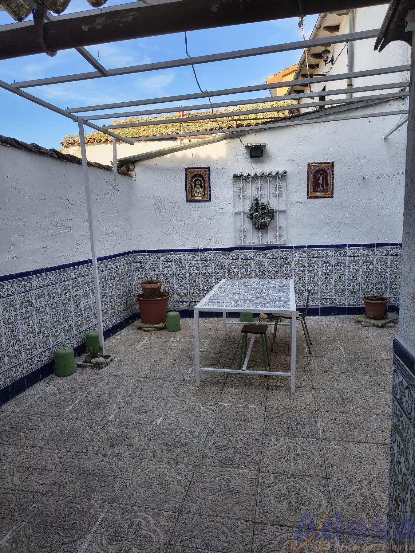 Venta de casa en La Torre de Esteban Hambrán
