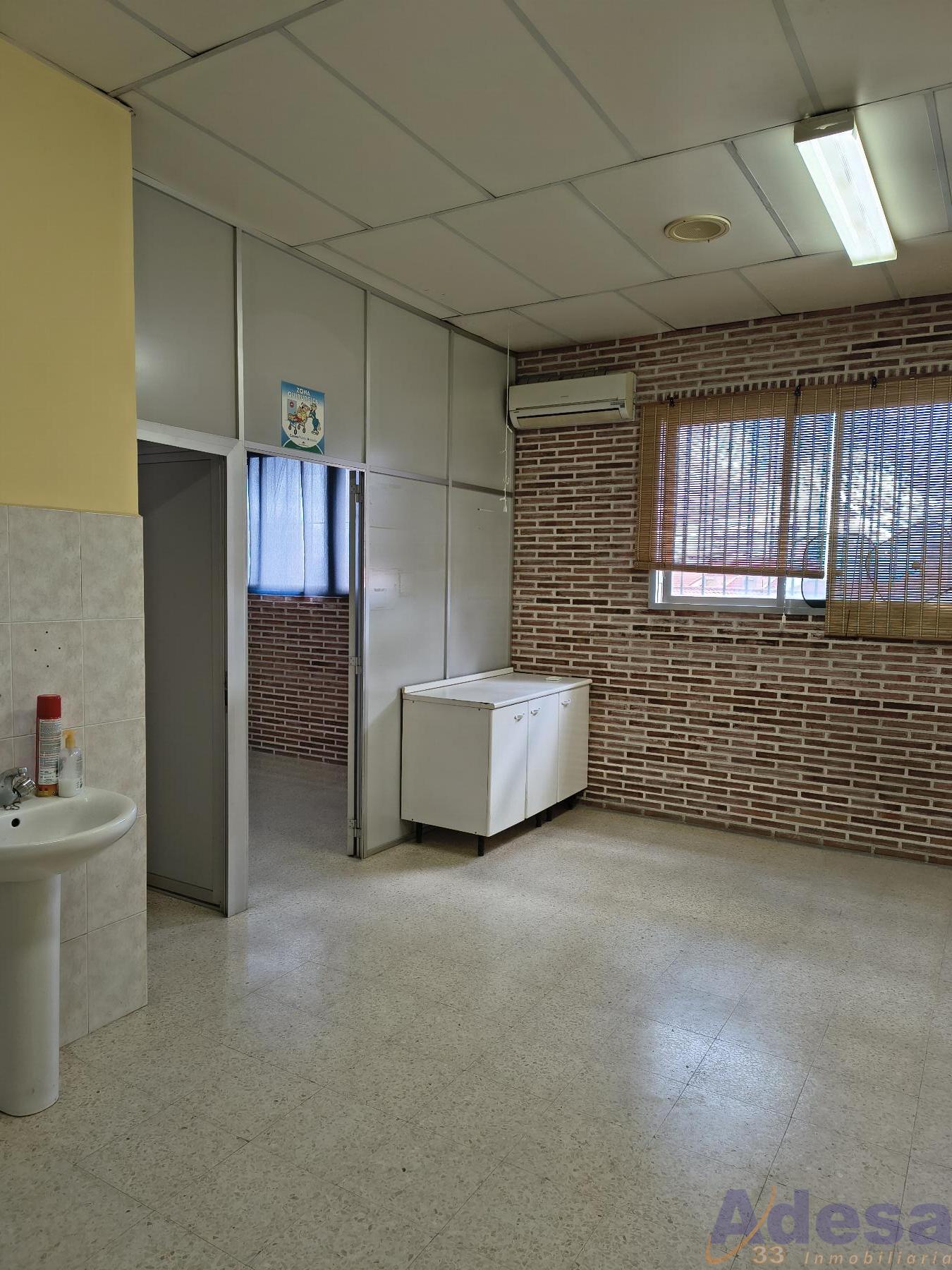 Venta de local en Navalcarnero
