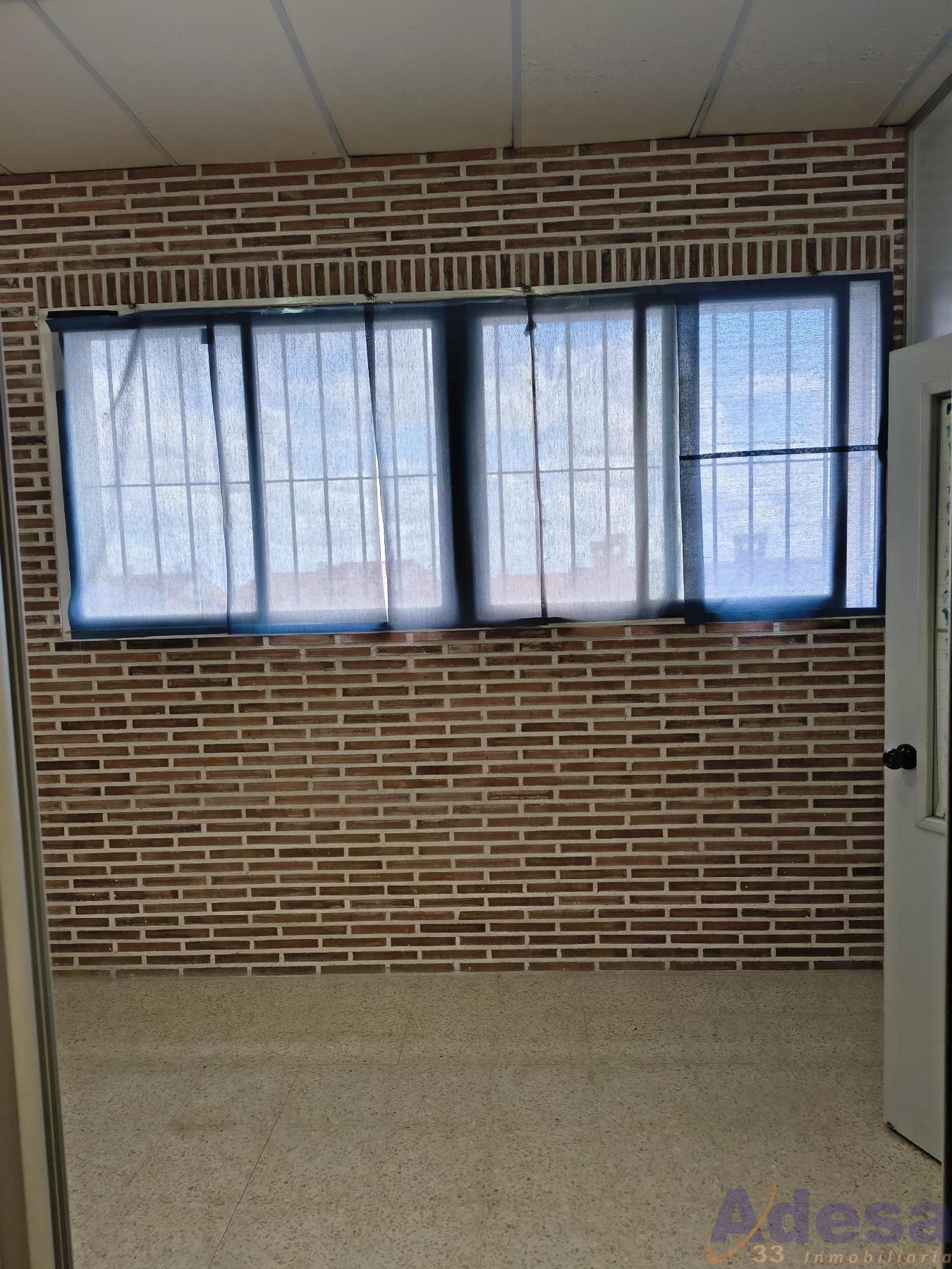 Venta de local en Navalcarnero