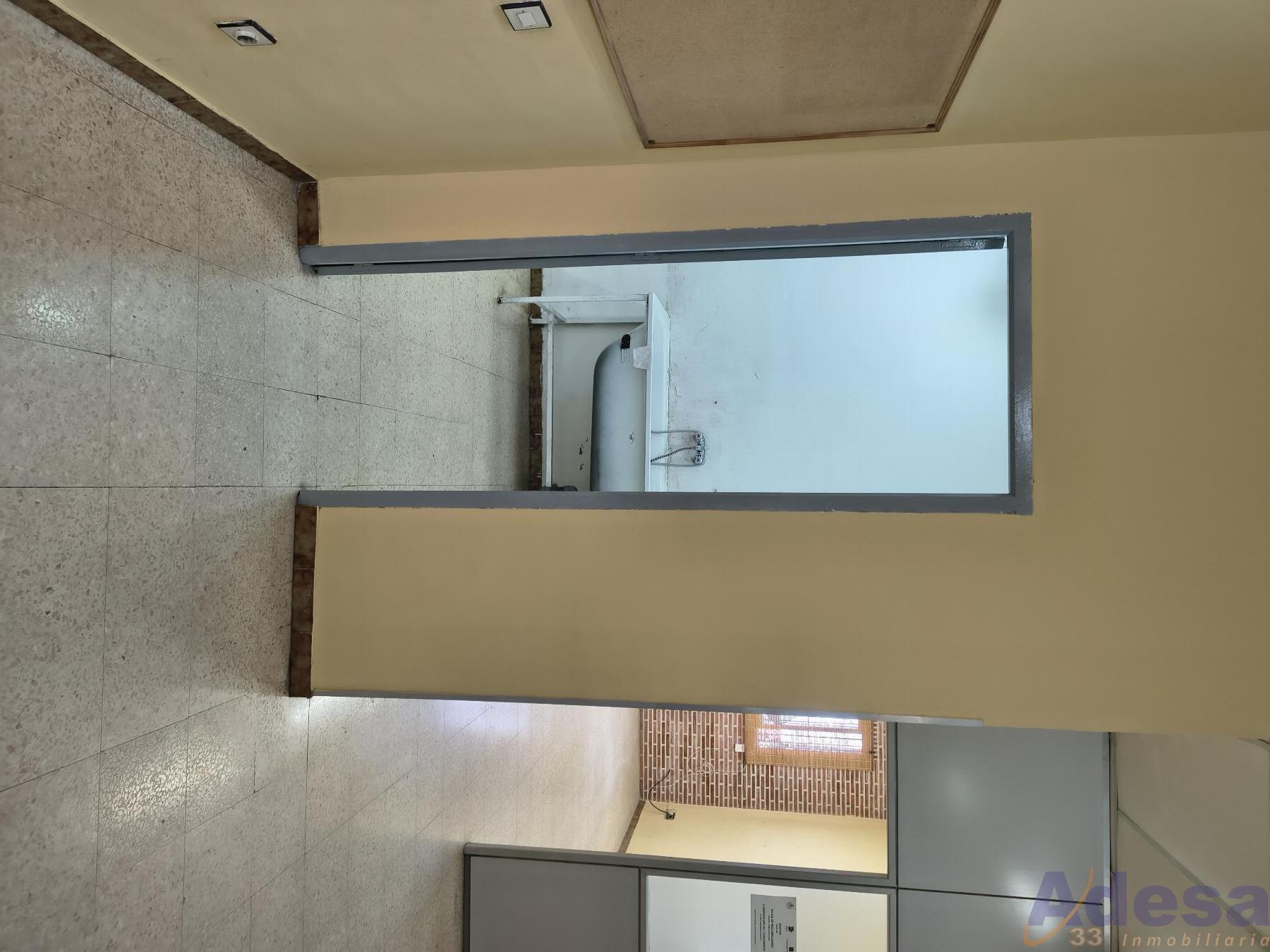 Venta de local en Navalcarnero